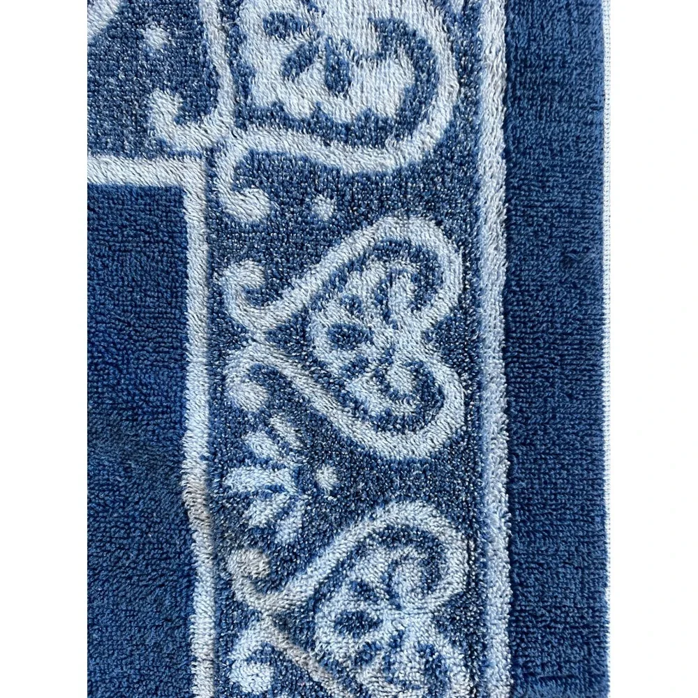 Vintage Sears Superplush Bath Towel Blue Heart Border Jacquard Made in USA 45x24